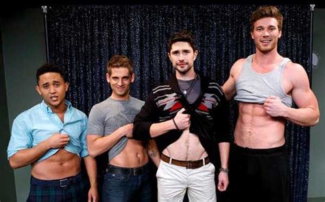 Matt Dallas Shows Off His Belly Button And Gay Men Worldwide Rejoice
