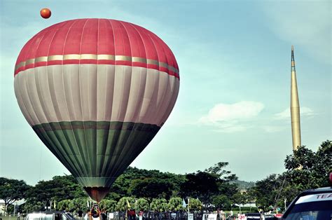 Putrajaya Hot Air Balloon Fiesta 2012