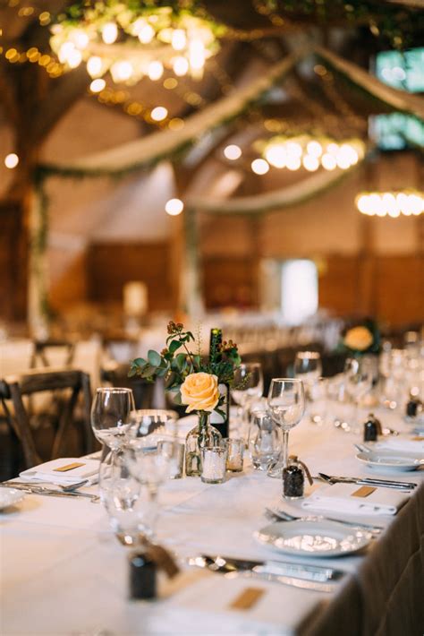 Lains Barn Award Winning Wedding Barn Venue In Oxfordshire