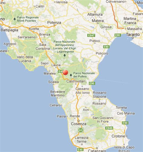 Ogni giorno in italia ci sono tantissime scosse di terremoto: Terremoto Oggi 23 Novembre 2012 - Nottata tranquilla sull'Etna