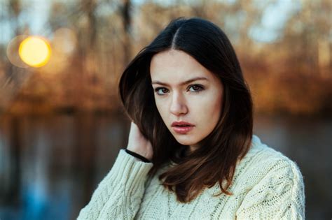 Face Women Model Portrait Long Hair Brunette Glasses Looking At