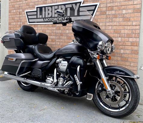 Liberty Motorcycles Harley Davidson Ultra Glide Limited