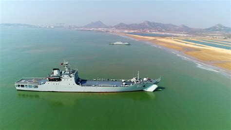 Tank Landing Ships Conduct Landing Operations China Military