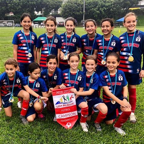 ⚽️girls Soccer At Its Best⚽️ Girlsofakind Instagram Fotos Und