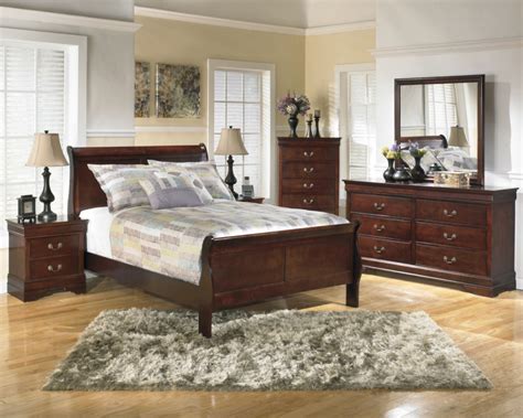 Ashley Alisdair Dark Brown Queen Sleigh Bedroom B376 31 36 81 92 96