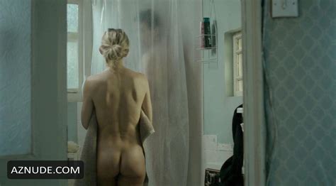Browse Celebrity Covering With Towel Images Page 1 Aznude