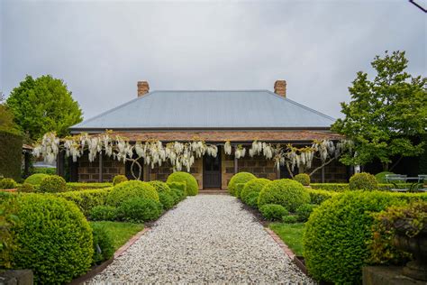 kyneton old rectory luxury heritage country accomodation and garden