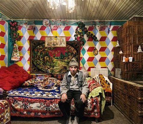 Houses Of Romanian Gypsies 36 Pics