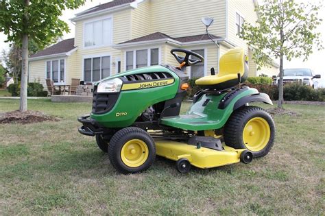 John Deere D170 Lawn Tractor Review Tools In Action Power Tools