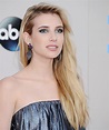 Emma Roberts on Red Carpet - 2013 American Music Awards in Los Angeles