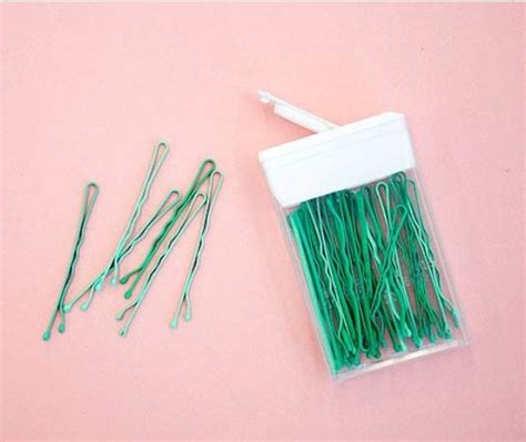 20 Life Changing Ways To Use Your Bobby Pins Musely