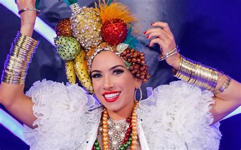 Patricia Abravanel Se Transforma Em Carmen Miranda No Sbt · Notícias Da Tv