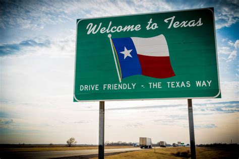 Welcome To Texas Sign Stock Photos Pictures And Royalty Free Images Istock