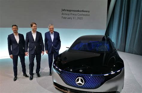 Von Links Nach Rechts Harald Wilhelm Finanzvorstand Der Daimler AG