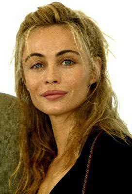 5 out of 5 stars (310) $ 13.35 free shipping only 1 left favorite add to a heart in winter emmanuelle beart shows original cinema artsconnectionstore. Emmanuelle Beart : "Je suis une vraie timide - ladepeche.fr