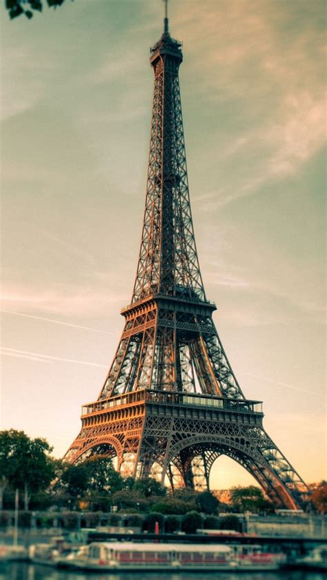 Eiffel Tower Hd Wallpaper For Iphone 5 Hd Best Background