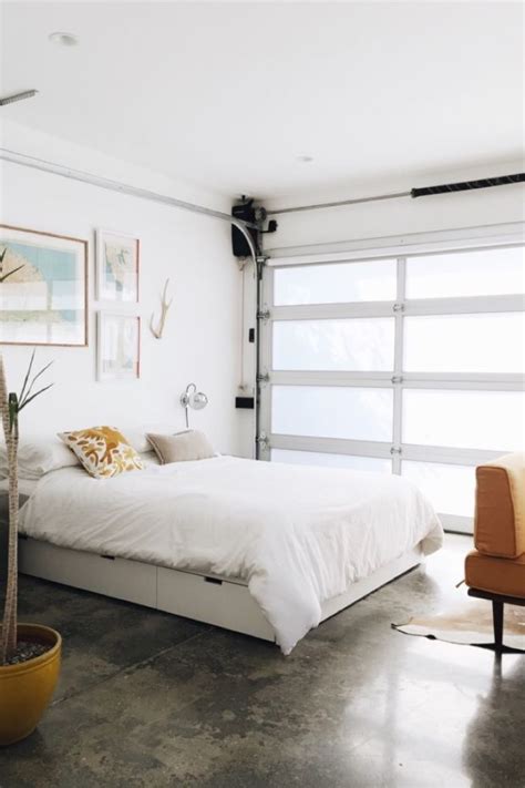 Accessory dwelling units (adus) have been referred to by many names over converting a garage to a bedroom space oftentimes entails many more building regulations and standards. The Coolest Airbnb In Los Angeles | Garage bedroom, Garage ...