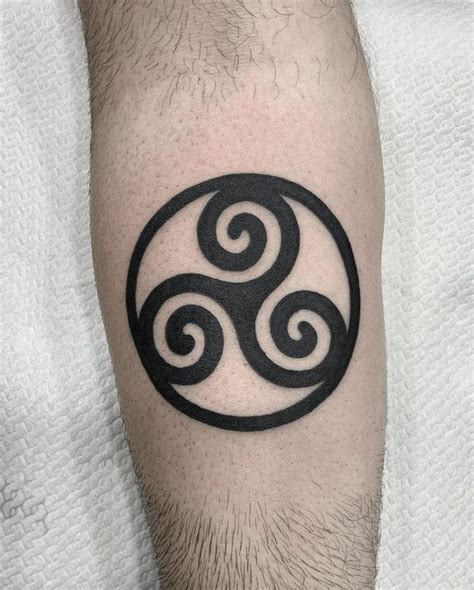 30 Pretty Triskelion Tattoos You Will Love Style Vp Page 4