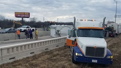 Multi Vehicle Crash Snarls I 35 Traffic Between Waco And Temple