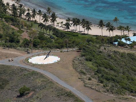 The island is approximately 165 acres (67 ha) in size, and is located 0.4 kilometres (0.25 mi) southeast of saint thomas. See how creepy Jeffrey Epstein's island looks a year after ...