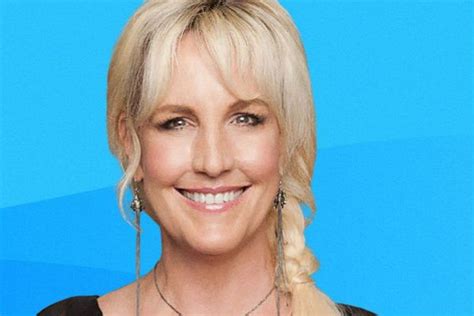 Who Is Erin Brockovich Age Net Worth Relationship Height Affair