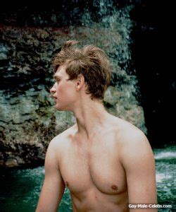Ansel Elgort The Male Fappening
