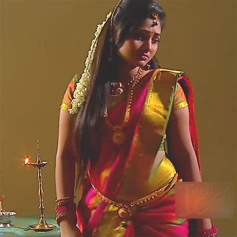 Priyanka Nalkar Saree Navel Show Tamil Tv Hd Caps Roja