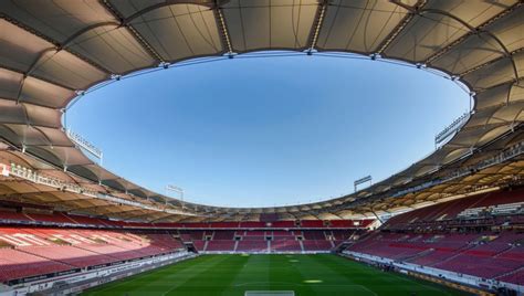Vfb oder vfb steht als abkürzung für: Vfb Stuttgart Stadion - Mercedes Benz Arena Stuttgart ...