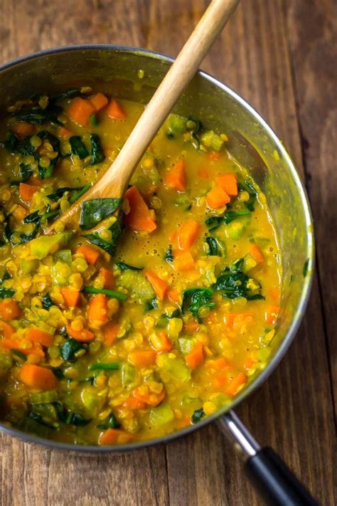 It's naturally vegan, incredibly filling and packed with flavor from the curry and the coconut milk. Easy Coconut Curry Lentil Soup in a Jar | The Girl on Bloor