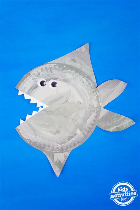 Super Cute Easy Shark Paper Plate Craft Kids Activities Blog