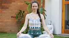 Meditação para Calma e Positividade | Camila Zen - YouTube