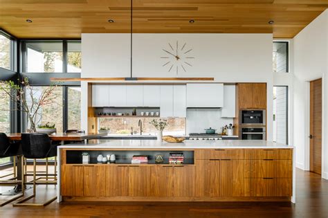 Clean lines, flush look, and unique symmetry are just some of their superpowers. 20 Mind-blowing Mid-Century Modern Kitchen Designs You ...