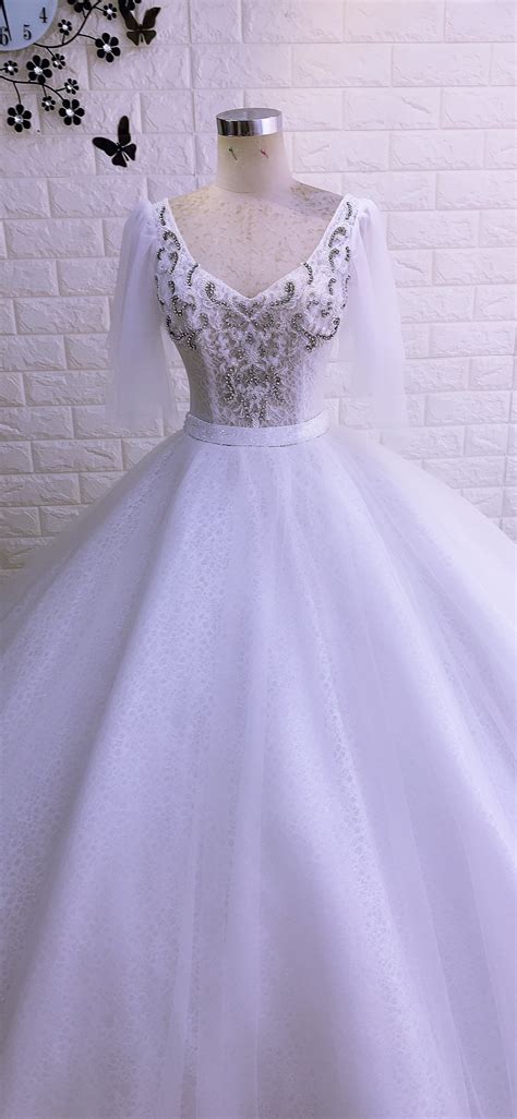 Dreamy Princess V Neck Beaded Bodice Whiteivory Ball Gown Wedding