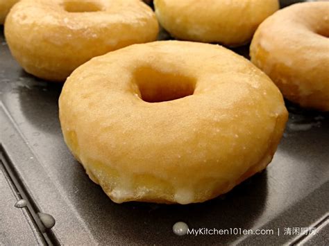 Best Classic Donut With Icing Sugar Glaze You Will Ever Make At Home