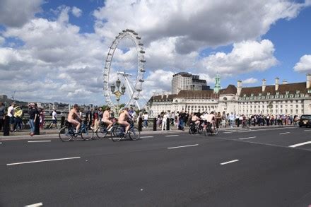 Foto Voor World Naked Bike Ride London Redactionele Stockfoto My XXX