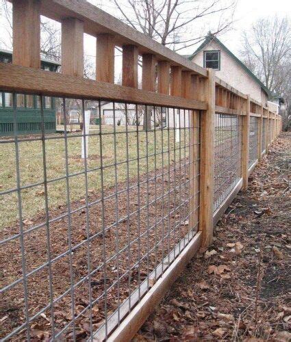How To Build A Cattle Panel Fence Aka Cattle Fence In 2020 Backyard