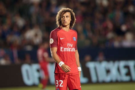 Born on april 22nd, 1987 in diadema, brazil. David Luiz : banni du PSG à cause d'Emery