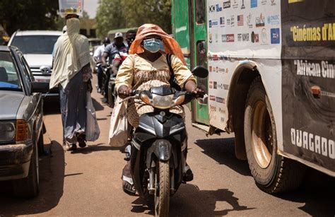 In Burkina Bikes Bring Treasured Independence For Women Carsifu