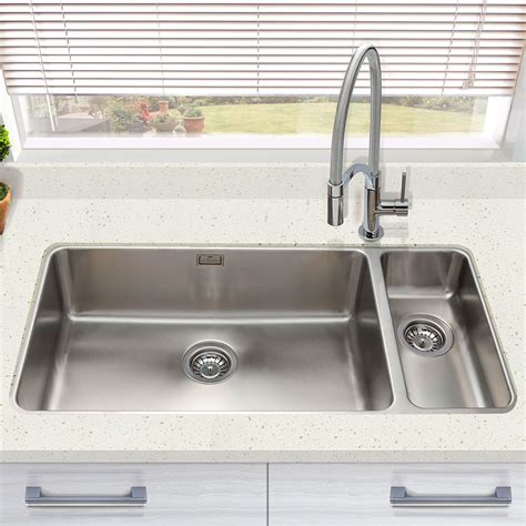 Undermount kitchen sinks are not only attractive to look at, but they're also practical. Bluci ORBIT 6518 Large Undermount 1.5 Bowl Kitchen Sink ...