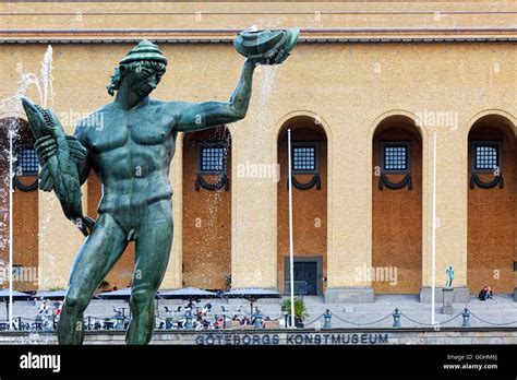 Poseidon Statue Von Carl Milles Infront Des Museum Of Art Göteborg