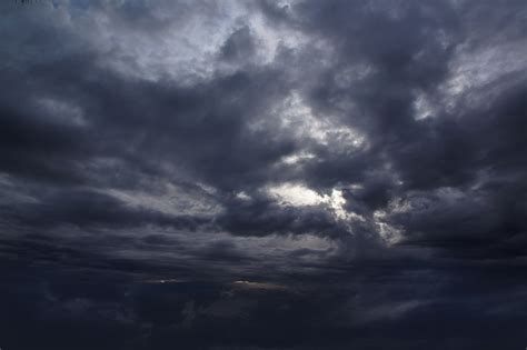 Hd Wallpaper Cloud 4k Hd Pc Download Cloud Sky Storm Dramatic Sky