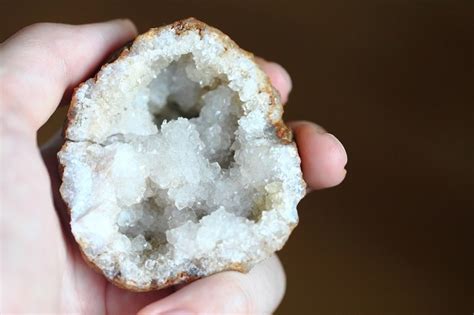 How To Tell If A Rock Is A Geode Tips And Techniques For Rockhounds