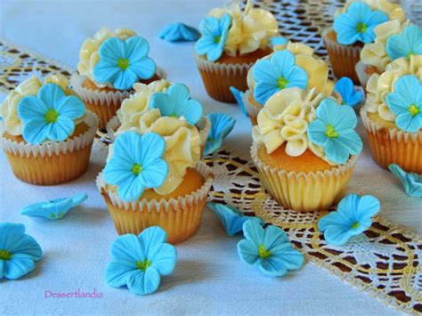 Dessertlandia Forget Me Not Vanilla Mini Cupcakes