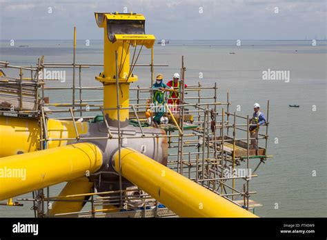 Men Working On An Oil Rig Construction Site Stock Photo Alamy