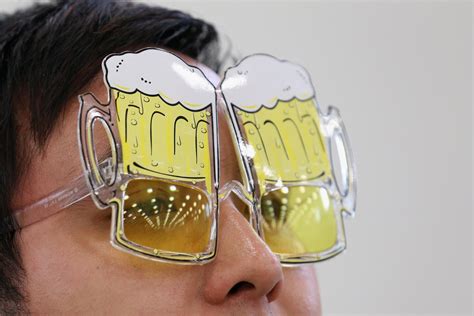 Scientists Confirm Existence Of Beer Goggles After Drinking—and They Work Best On Women