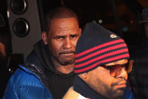 R Kelly Charged With Multiple Counts Of Aggravated Criminal Sexual Abuse Eagle News