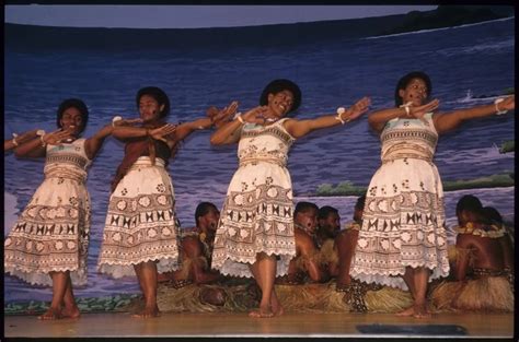 Fijian Women Performing At The 7th Festival Of Pacific Arts Apia