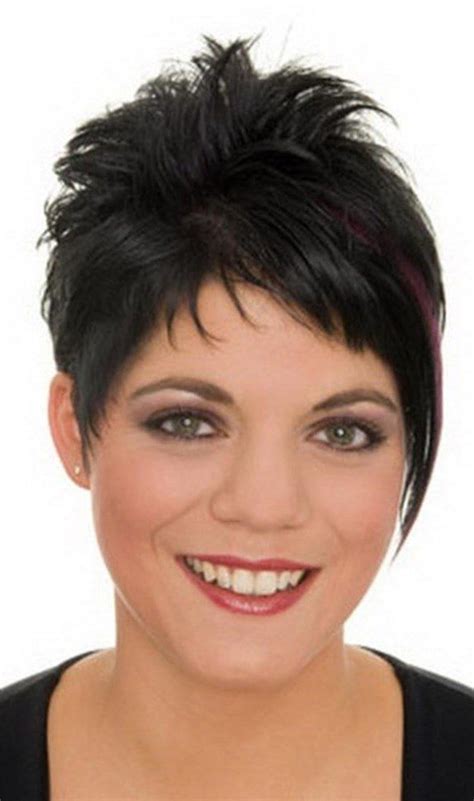 Zeitlose kurzhaarfrisuren damen 650x858 pixel 581 views. Kurzhaarfrisuren fur brillentrager - Aktuelle und neue ...