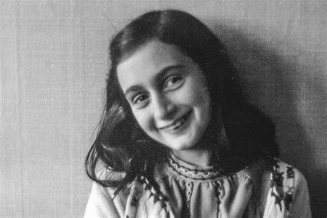 After being discovered by the gestapo in 1944, the franks. Ana Frank y el arte de eternizar las palabras - Feminacida