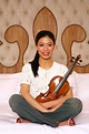 Vanessa-Mae calls her Guadagnini violin "Gizmo". Why is that?